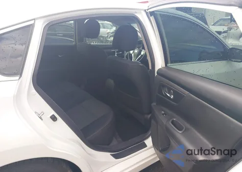 2016 Nissan Altima 2.5/2.5 S/2.5 Sl/2.5 Sr/2.5 Sv z USA, uszkodzony, nr VIN 1N4AL3APXGN325590